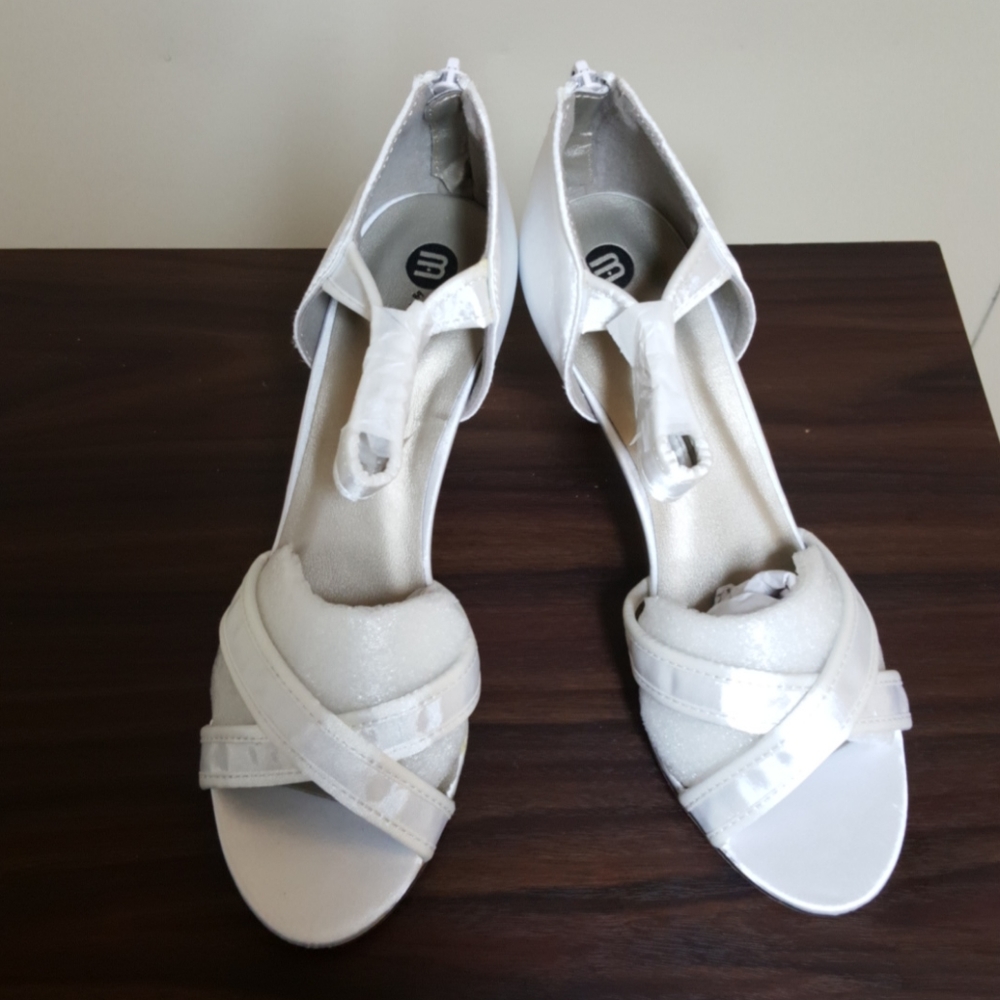 Michael Antonio women heeled sandal